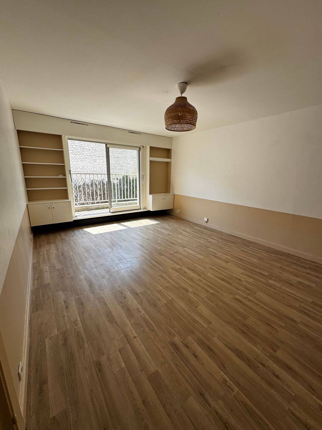 Appartement 2 pièces 52 m² · à Paris 15ème Arrondissement · 52 m² · 1 680 €