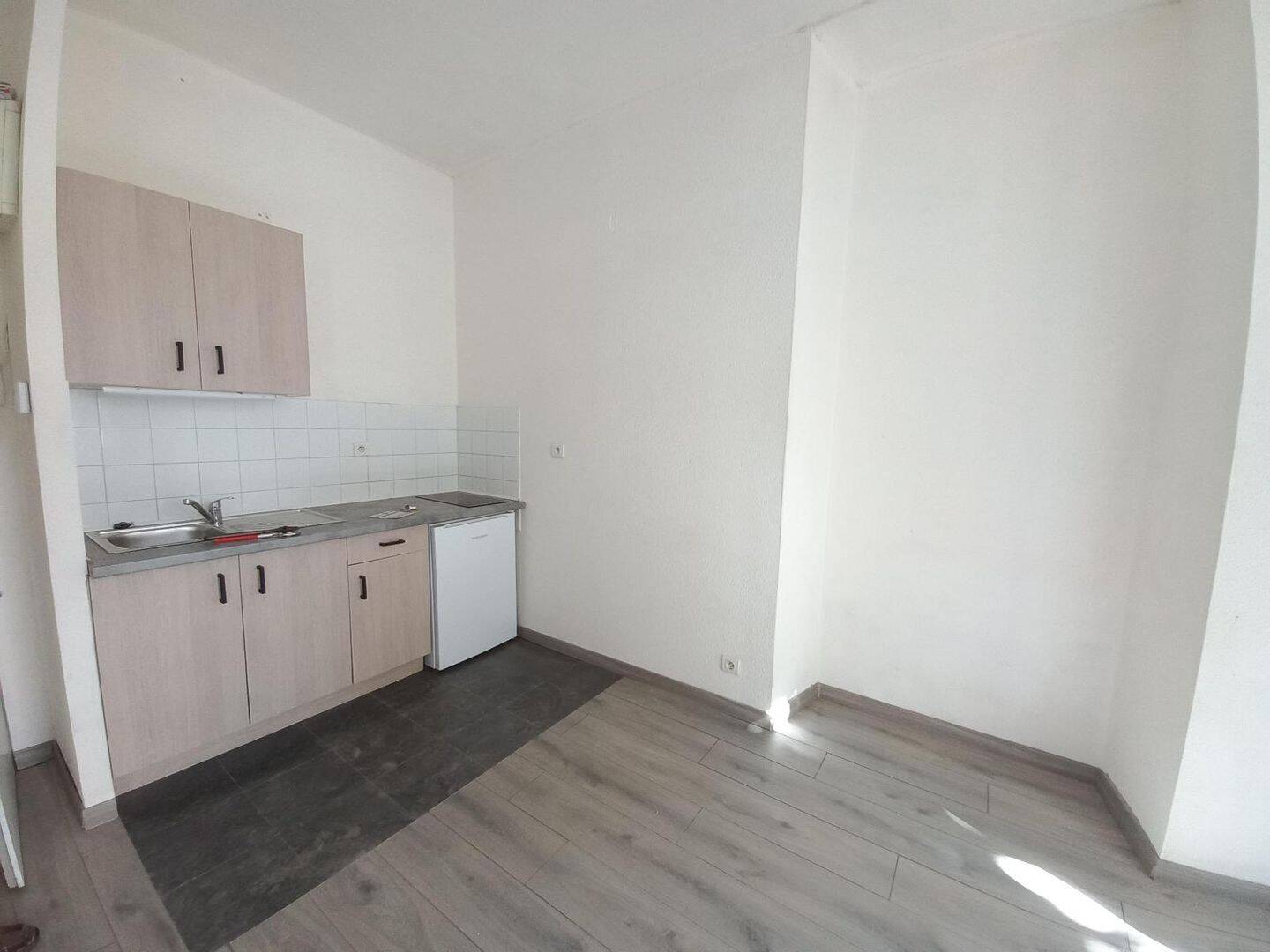 Appartement 2 pièces 27 m² · à Millau · 27 m² · 395 €/mois