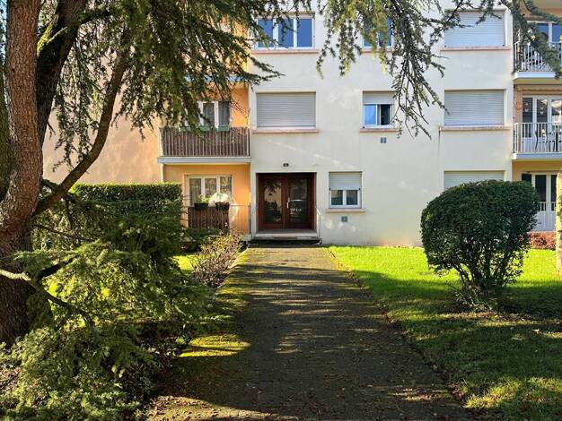 Appartement à vendre 152 000 € 3 pièces 2 chambres 69 m² Étage 1/4 Saint Claude - Torcols Besançon 25000