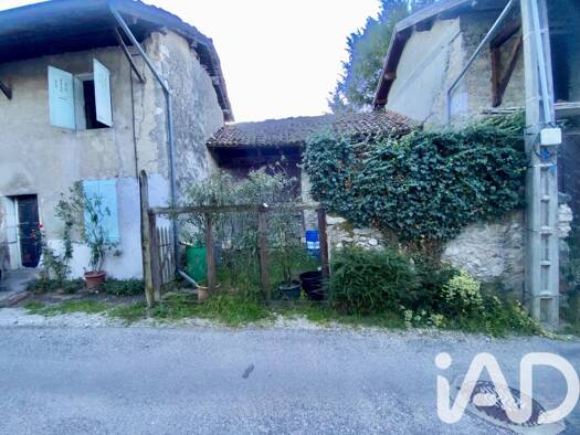 Maison à vendre 106 000 € 4 pièces 3 chambres 65 m² 172 m² de terrain Chapareillan 38530