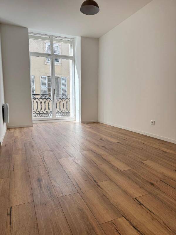 Appartement 3 pièces 83 m² · à Mazamet · 83 m² · 575 €/mois