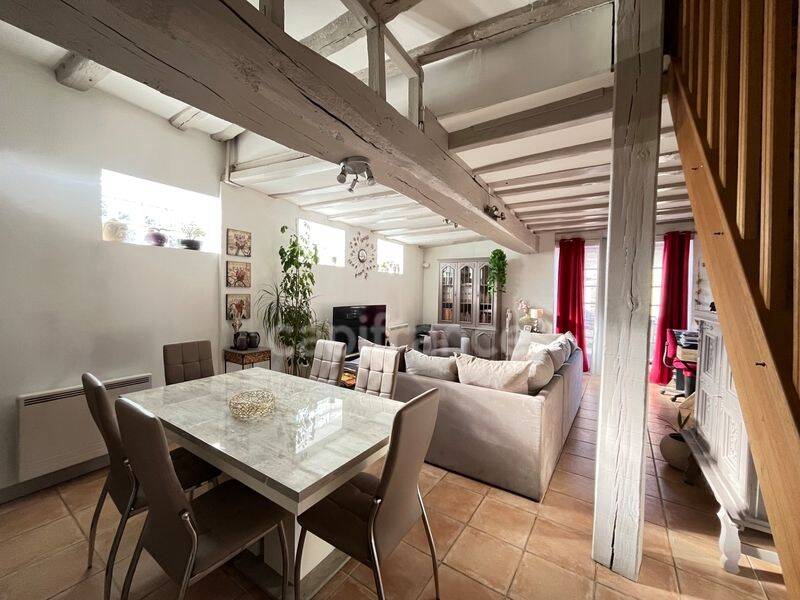 Maison 6 pièces 160 m² · à Champignelles · 160 m² · 159 000 €