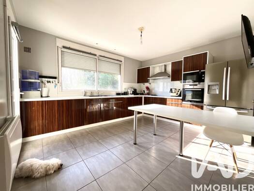 Maison à vendre 395 000 € 5 pièces 3 chambres 130 m² 687 m² de terrain Béligneux 01360