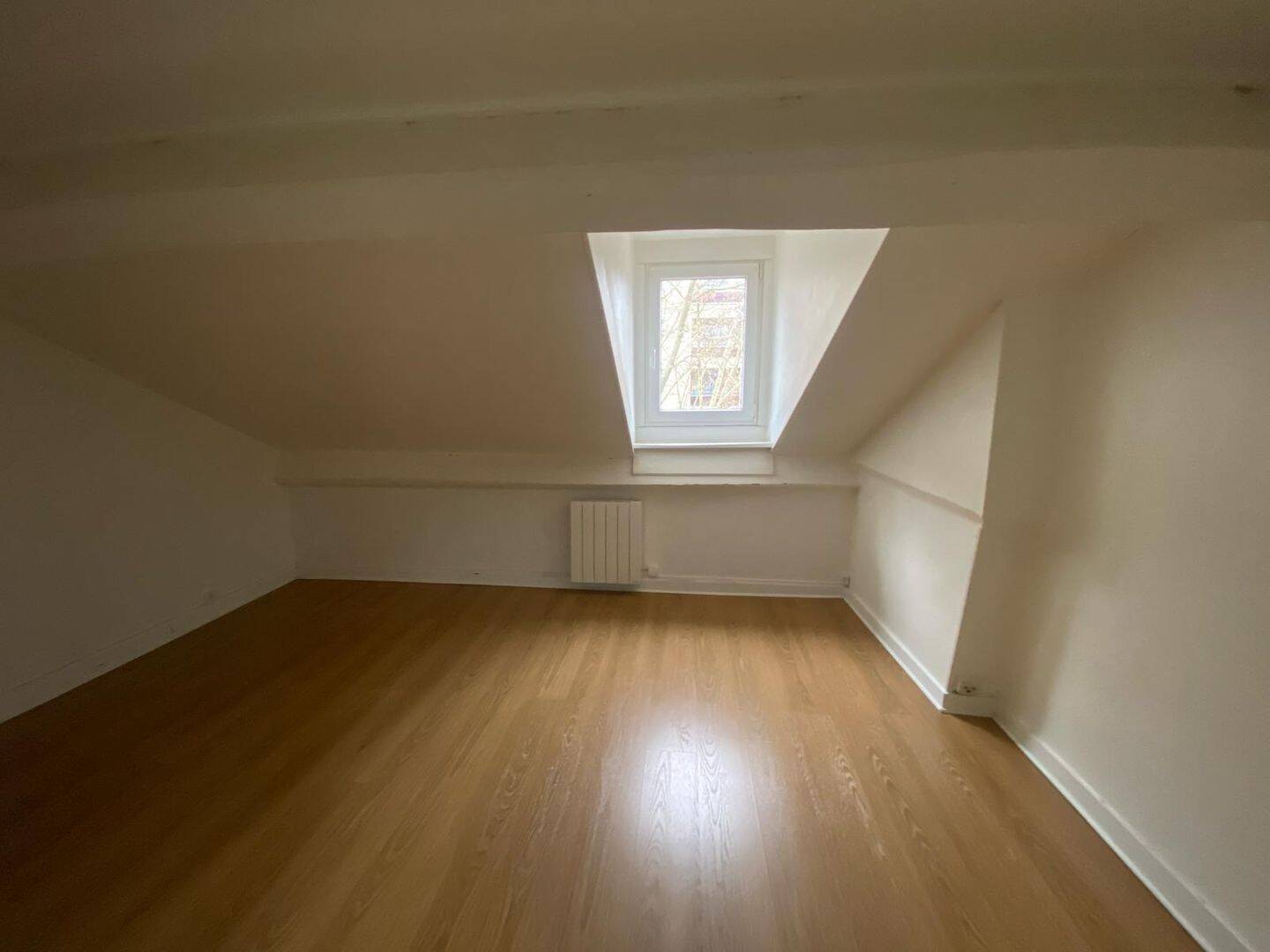 Appartement 1 pièce 23 m² · à Lyon 6ème Arrondissement · 22,9 m² · 500 €/mois