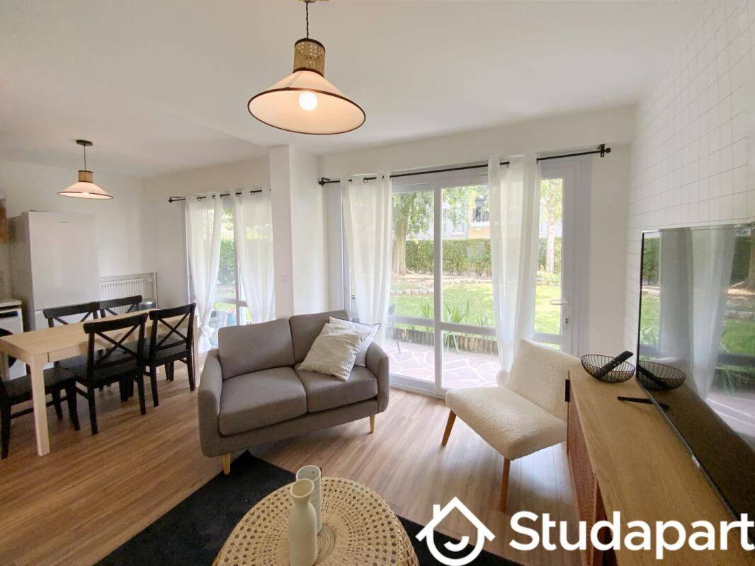 1 pièce 9 m² · à Rouen · 9 m² · 444 €