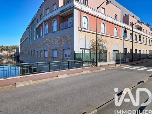 Appartement à vendre 150 000 € 3 pièces 2 chambres 55 m² Étage 3/3 Ermitage-Nacelle Papeterie Corbeil-Essonnes 91100