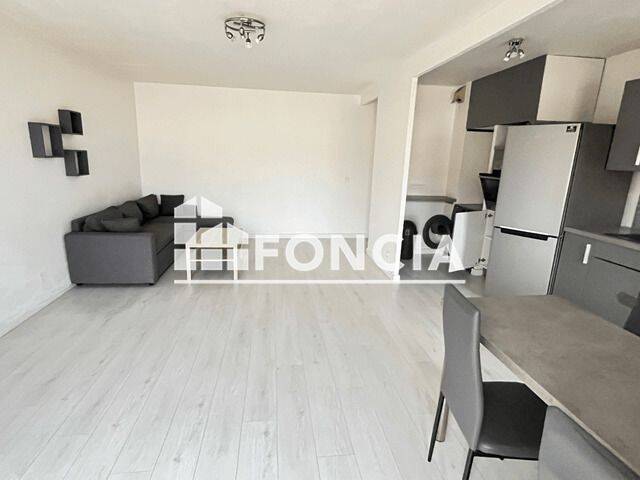 Appartement 3 pièces 62 m² · à Saint-Laurent-du-Var · 62,1 m² · 1 190 €