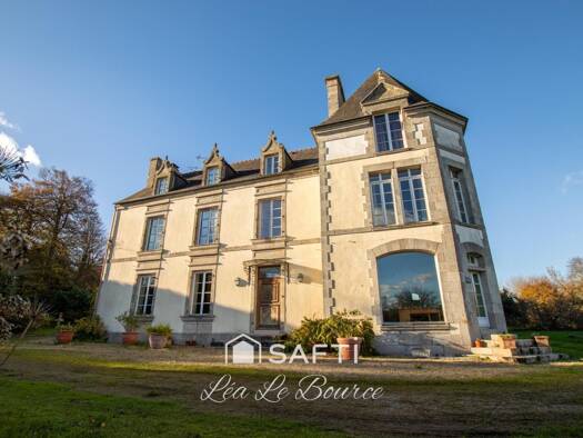 Demeure à vendre 992 750 € 20 pièces 5 chambres 420 m² 29 000 m² de terrain Pluguffan 29700