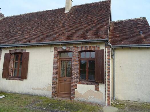 Maison à vendre 44 500 € 2 pièces 14 chambres 37 m² 779 m² de terrain Authon-du-Perche 28330