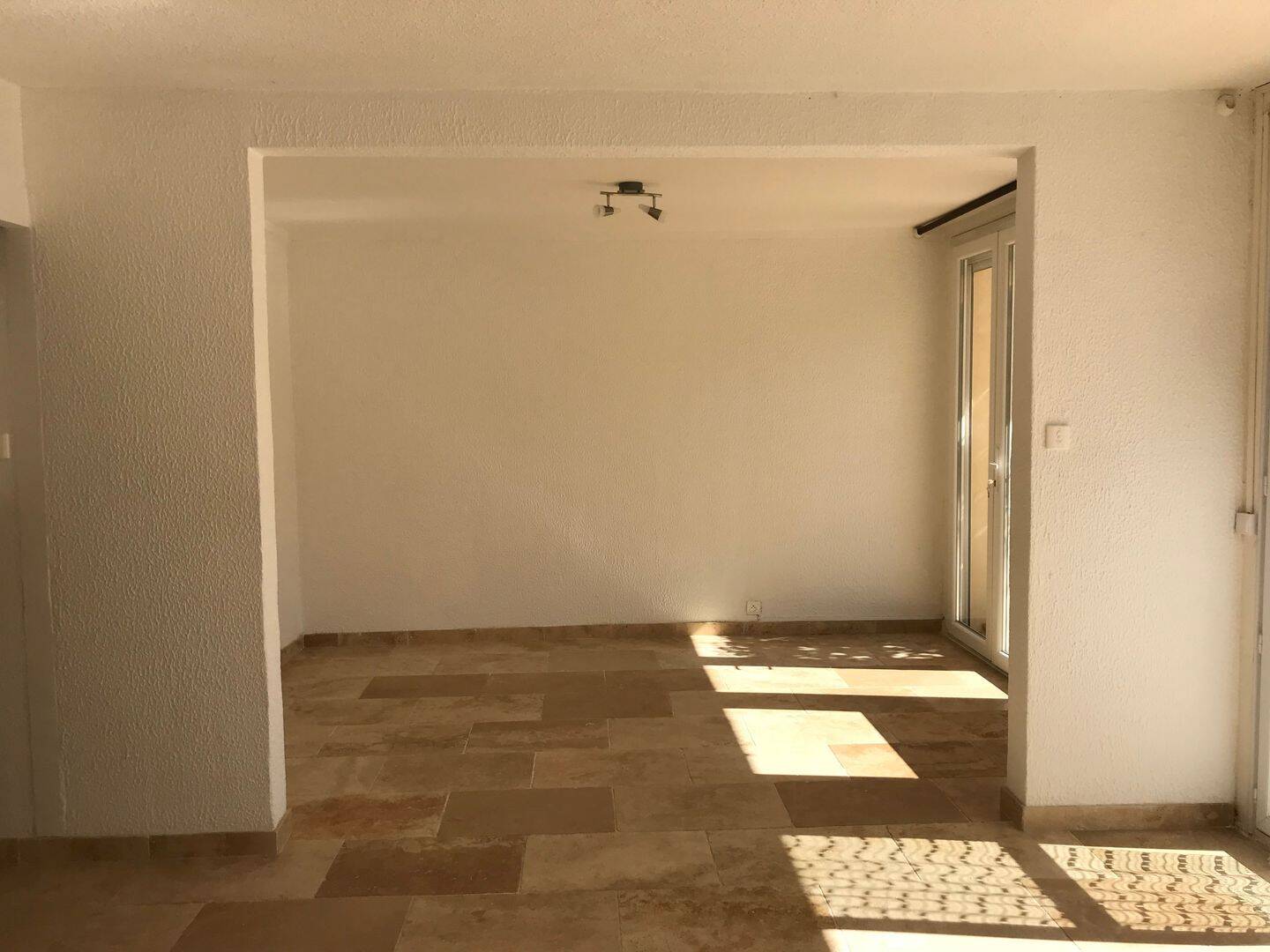 Appartement 4 pièces 76 m² · à Fréjus · 76 m² · 1 350 €