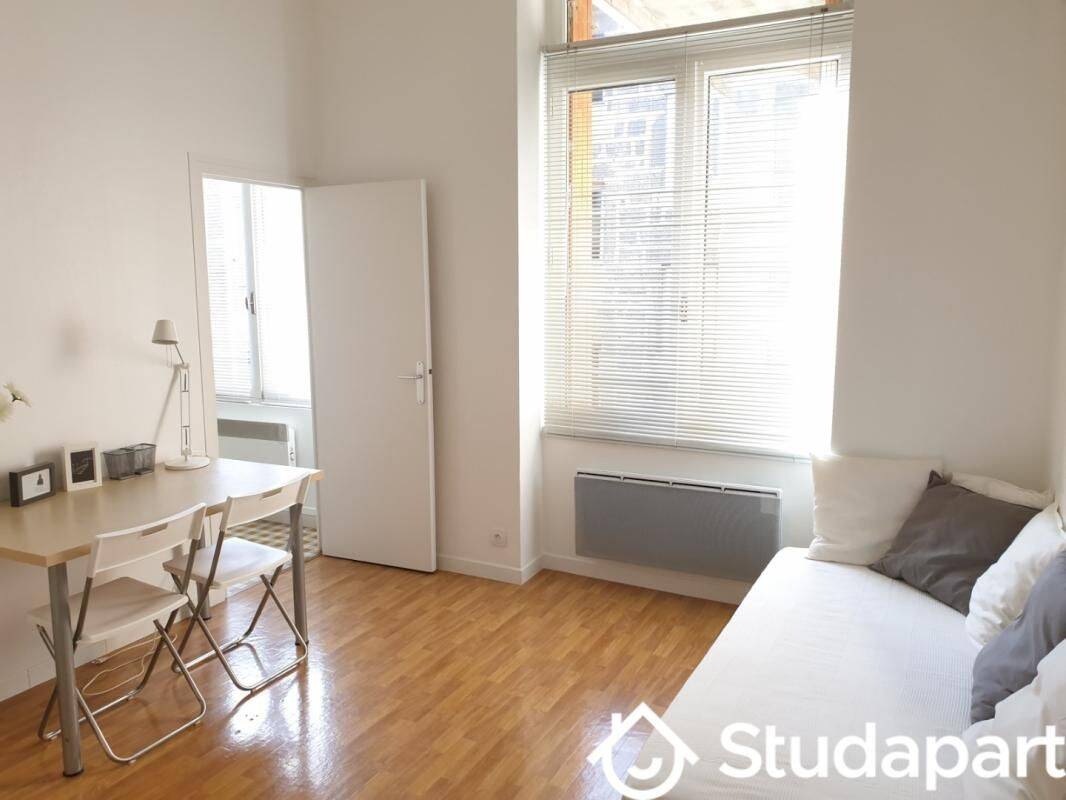 Appartement 2 pièces 23 m² · à Saint-Étienne · 23 m² · 395 €