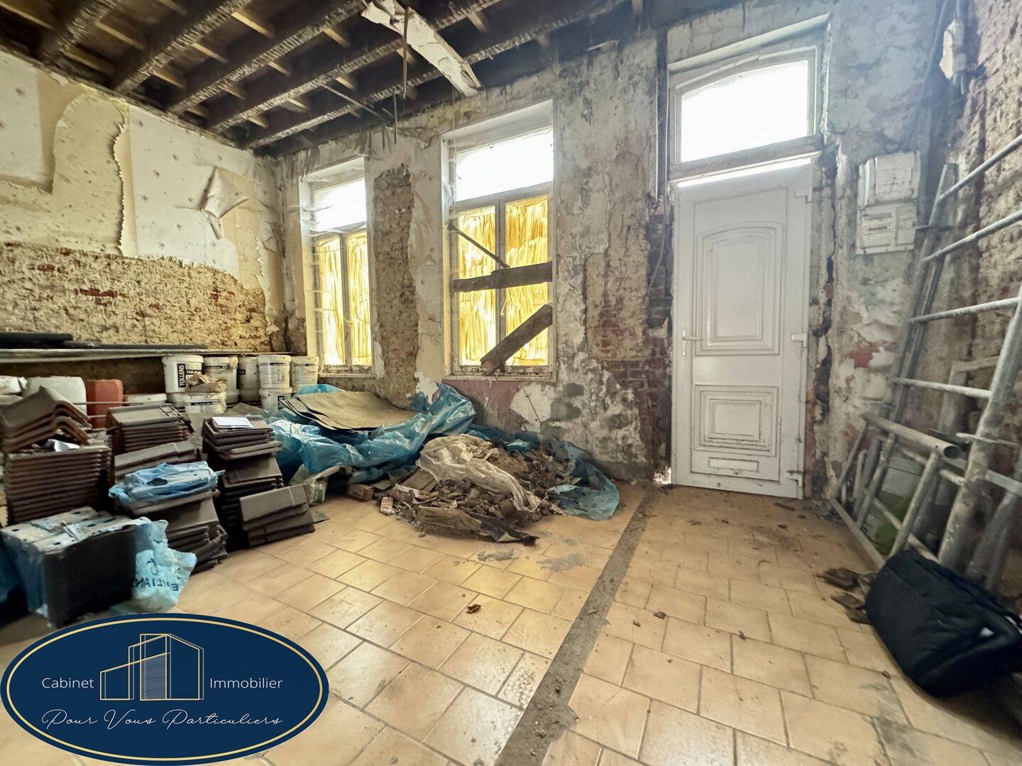 Maison 5 pièces 184 m² · à Anzin · 184 m² · 75 000 €