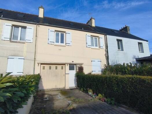 Maison à vendre 150 500 € 5 pièces 3 chambres 77 m² 266 m² de terrain Plouescat 29430