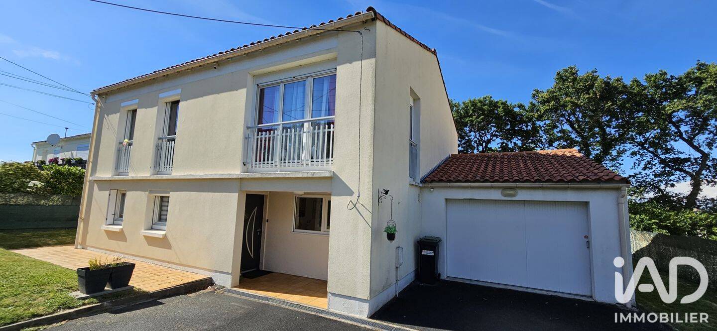 Maison 7 pièces 158 m² · à La Roche-sur-Yon · 158 m² · 307 000 €