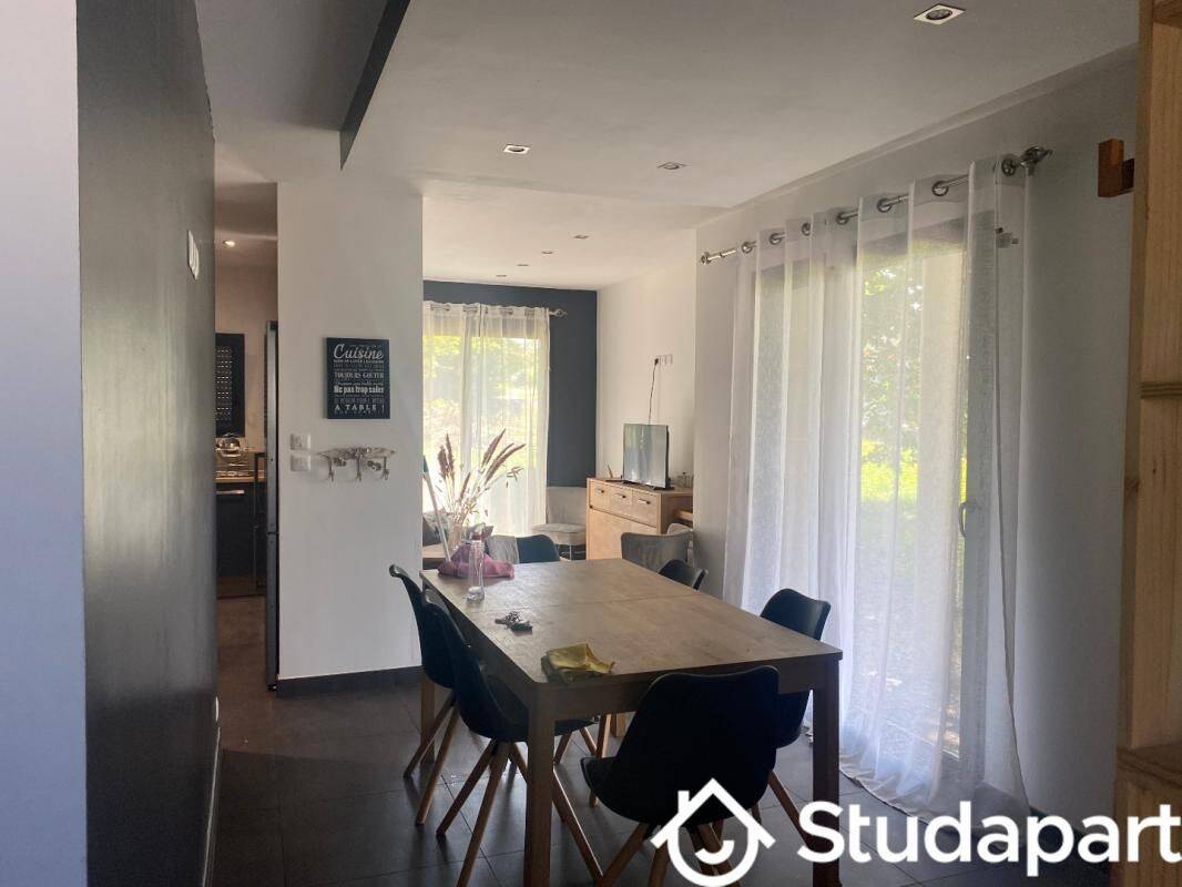 Maison 3 pièces 70 m² · à Saint-Clair · 70 m² · 1 085 €