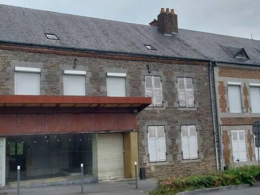 Immeuble à vendre 155 000 € 330 m² Nord et Est Fumay 08170