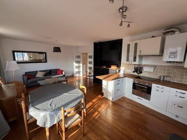 Appartement 4 pièces 94 m² · à Grenoble · 93,8 m² · 1 051 €/mois