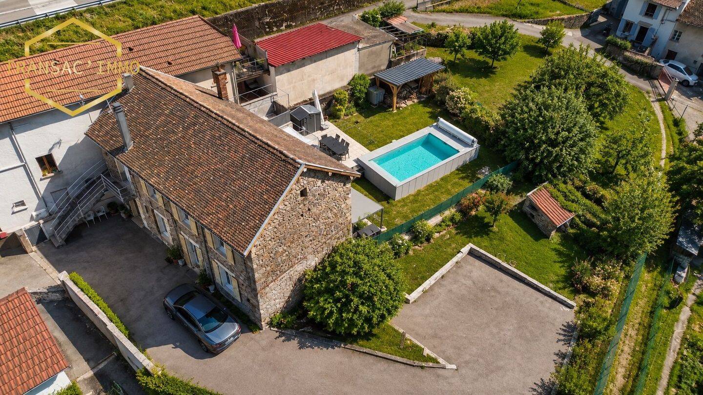 Maison 5 pièces 150 m² · à Saint-Georges-de-Commiers · 150 m² · 410 000 €