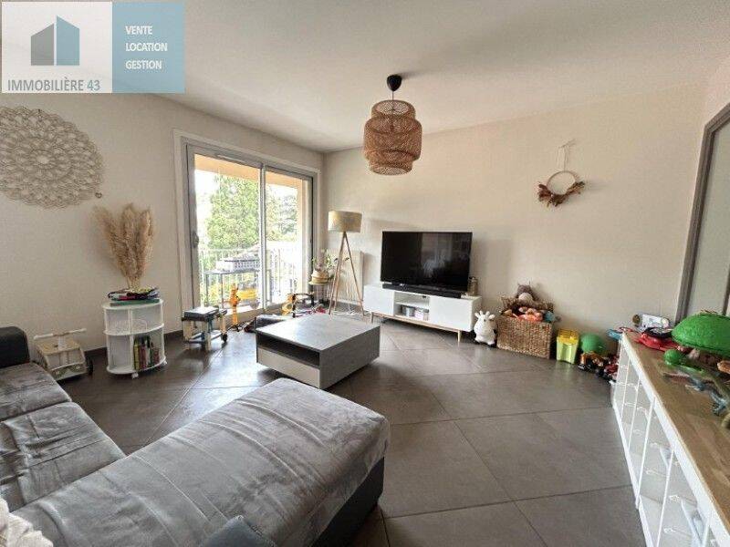 Appartement 3 pièces 88 m² · à Le Puy-en-Velay · 88 m² · 872 €
