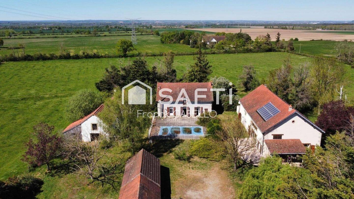 Maison 10 pièces 390 m² · à Saint-Didier-la-Forêt · 390 m² · 282 000 €