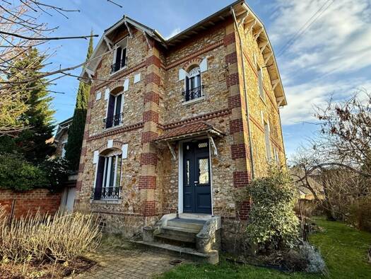 Maison à vendre 670 000 € 8 pièces 6 chambres 160 m² 650 m² de terrain Taverny 95150
