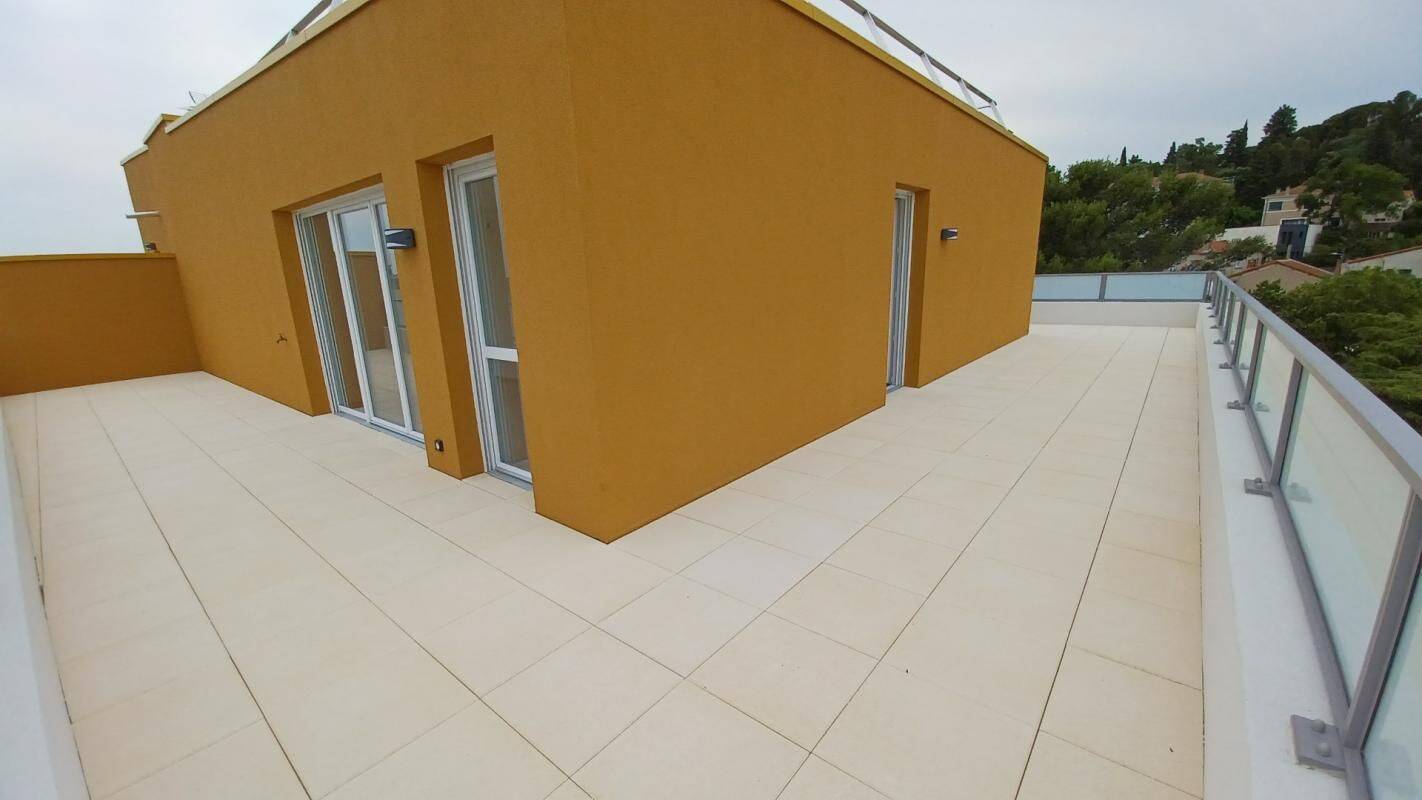 Appartement 4 pièces 81 m² · à Nîmes · 81 m² · 1 002 €