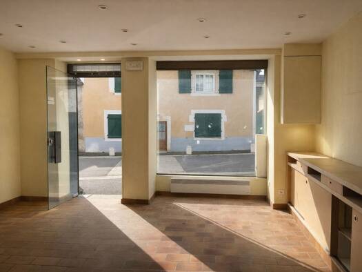 Immeuble à vendre 135 000 € 188 m² Magny-Cours 58470