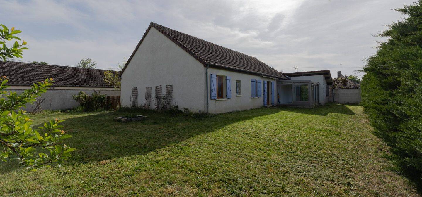 Maison 5 pièces 130 m² · à Bonnard · 130 m² · 189 000 €