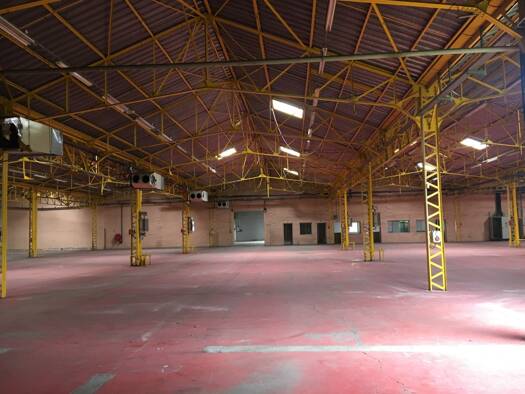 Local d'activités à louer 27 609 € 12 267 m² d'espace de stockage Fresnoy-le-Grand 02230