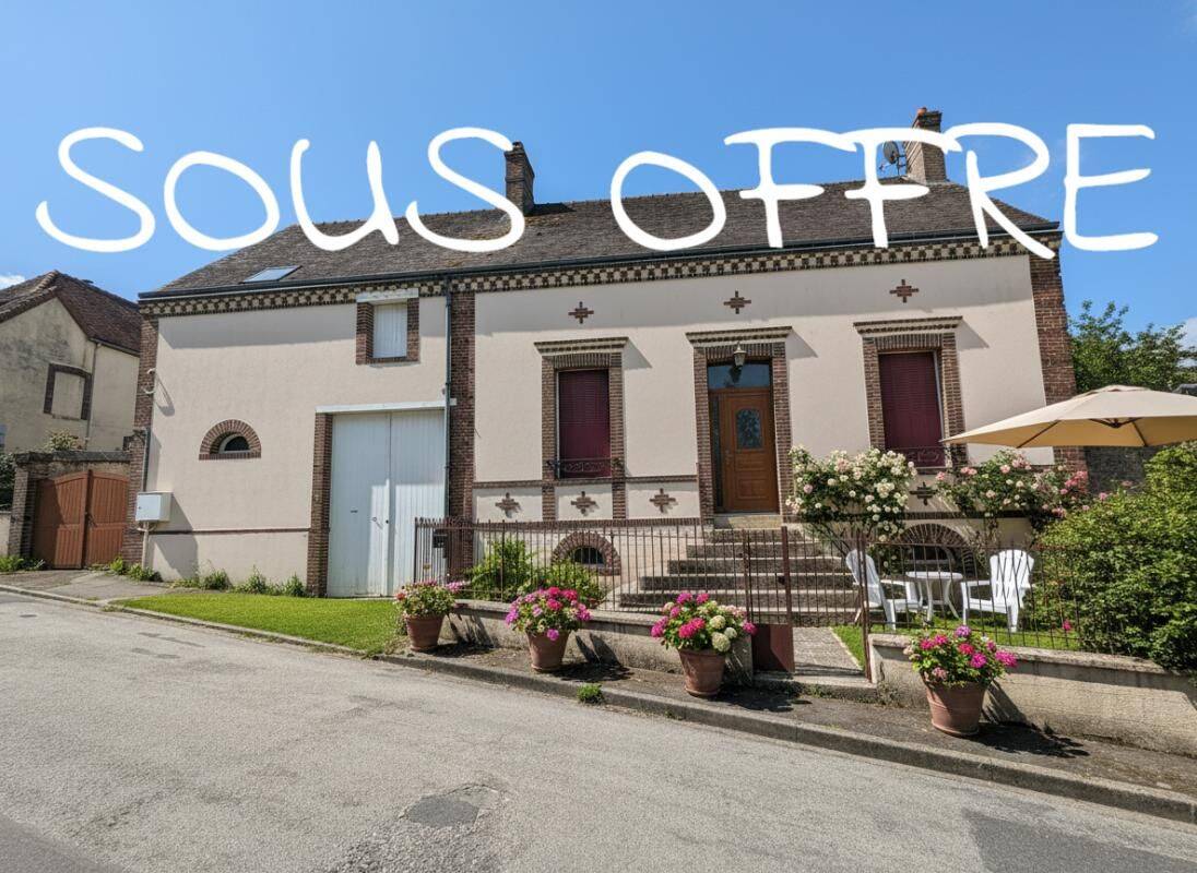 Maison 8 pièces 170 m² · à Bretoncelles · 170 m² · 149 800 €