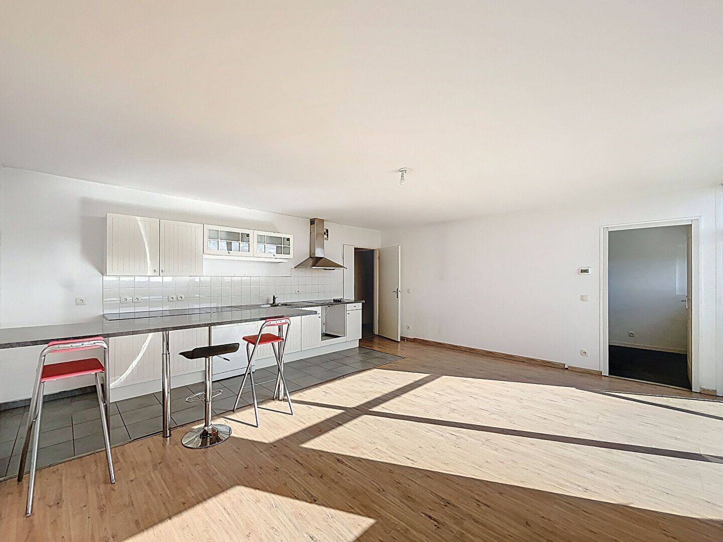 Appartement 5 pièces 99 m² · à Lille · 99,3 m² · 1 250 €/mois