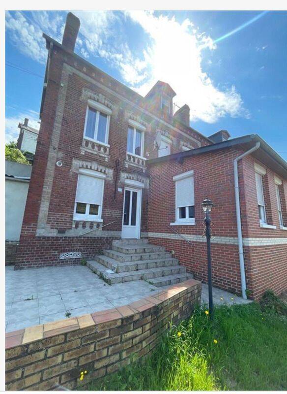 Maison 7 pièces 118 m² · à Le Houlme · 118 m² · 235 000 €