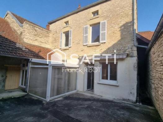 Maison à vendre 59 900 € 6 pièces 5 chambres 120 m² 250 m² de terrain Ancy-le-Franc 89160