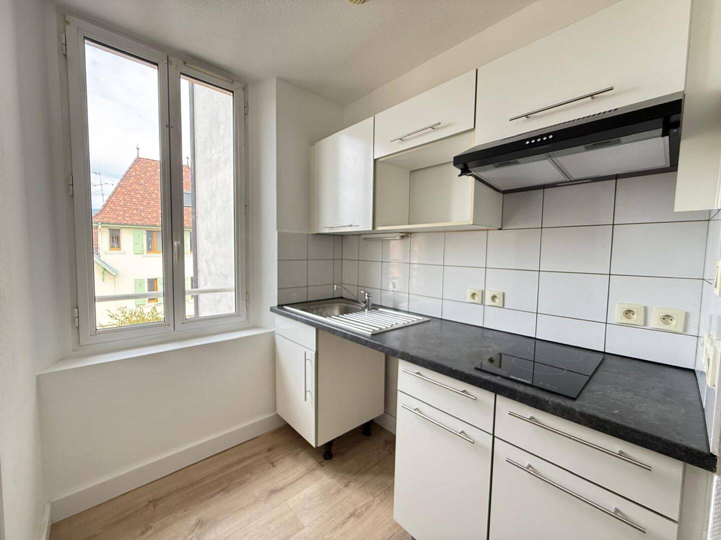 Appartement 1 pièce 30 m² · à Ambilly · 29,7 m² · 740 €/mois