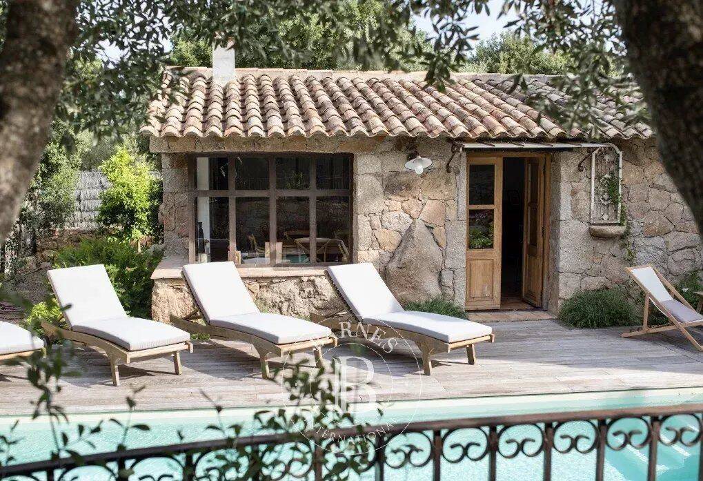 Maison 5 pièces 120 m² · à Sotta · 120 m² · 880 000 €