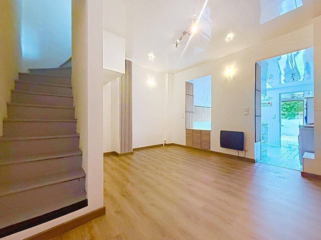 Maison 5 pièces 92 m² · à Le Petit-Quevilly · 92 m² · 206 000 €