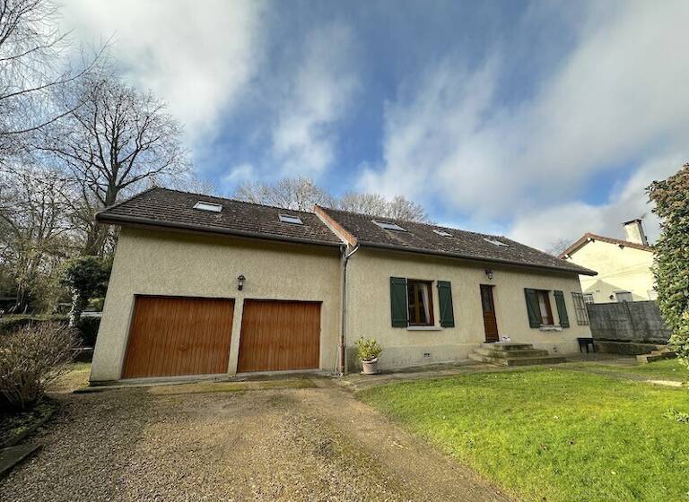 Maison en viager occupé Bouquet 100 000 € 4 pièces 2<br/>chambres 127 m²<br/>superficie 700 m²<br/>terrain Coudray-sur-Thelle 60790