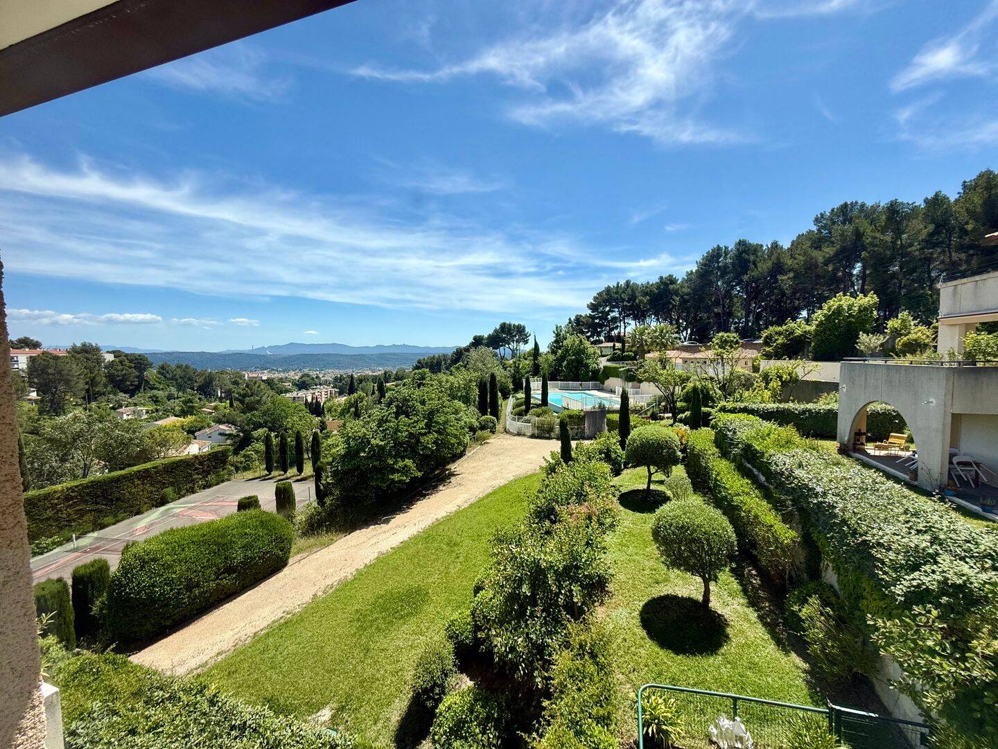 Appartement 3 pièces 90 m² · à Aix-en-Provence · 90 m² · 1 950 €/mois