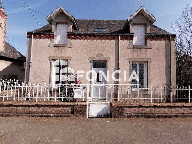Maison 5 pièces 109 m² · à Montbizot · 109,3 m² · 895 €/mois