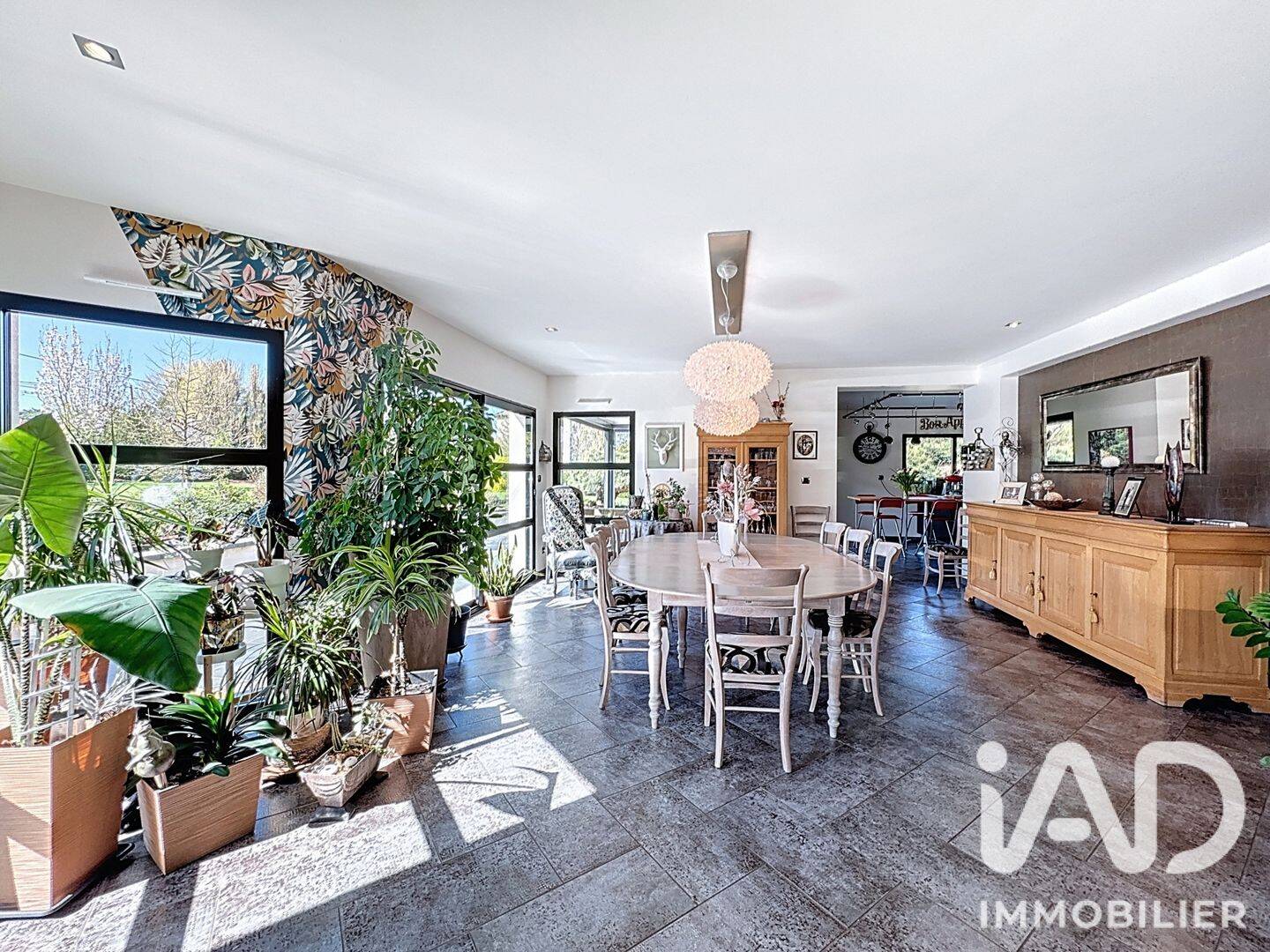 Maison 8 pièces 346 m² · à Franqueville-Saint-Pierre · 346 m² · 1 068 000 €