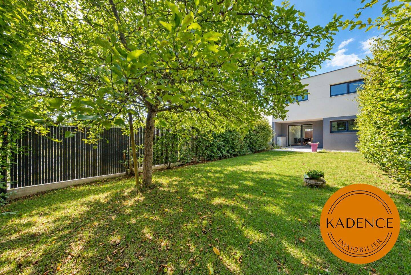 Maison 5 pièces 100 m² · à Saint-Jacques-de-la-Lande · 100 m² · 375 000 €
