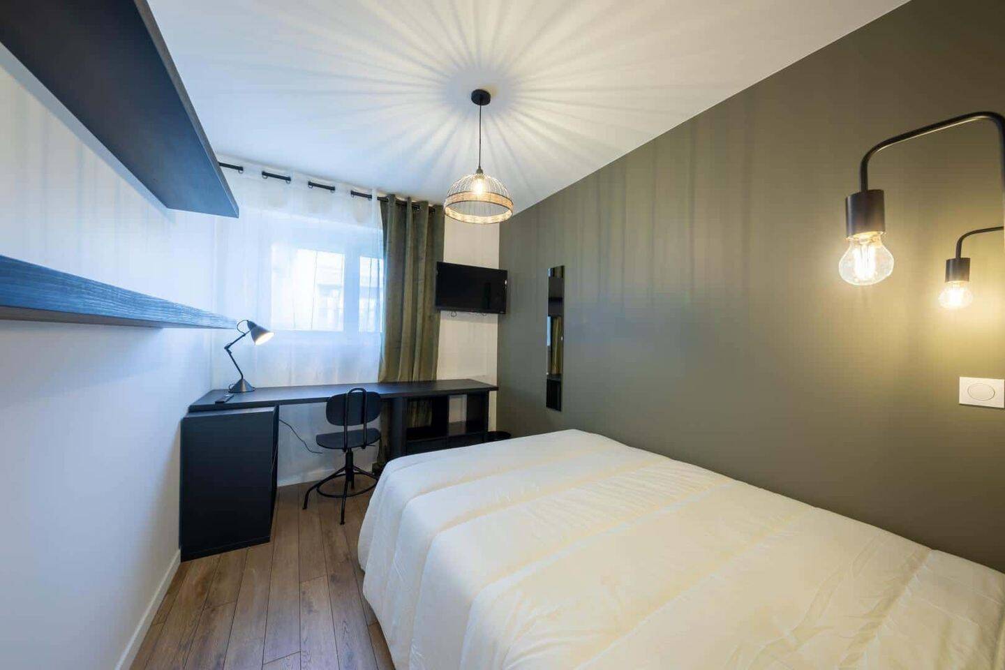 1 pièce 15 m² · à Antibes · 15 m² · 520 €/mois