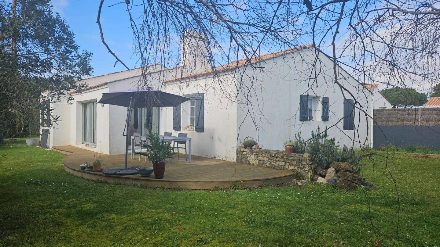 Maison 8 pièces 120 m² · à L'Épine · 120 m² · 588 000 €