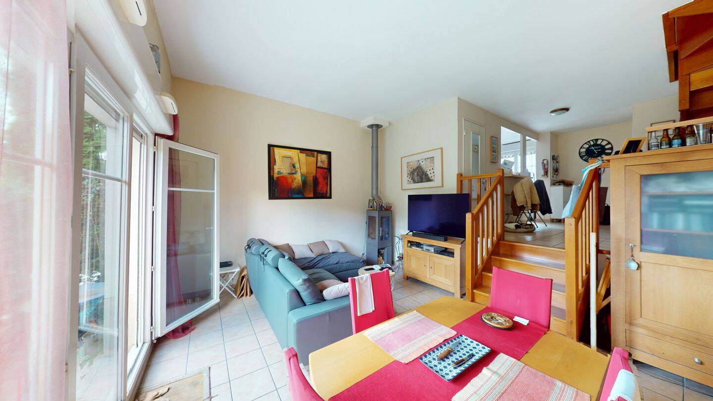 Maison 6 pièces 94 m² · à Cormeilles-en-Parisis · 93,8 m² · 359 000 €