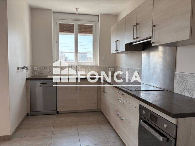 Appartement 4 pièces 95 m² · à Montargis · 95,5 m² · 720 €