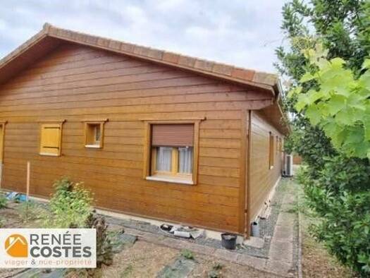 Maison en viager occupé Bouquet 57 100 € 7 pièces 3 chambres 175 m² 1 350 m² de terrain Brioux-sur-Boutonne 79170