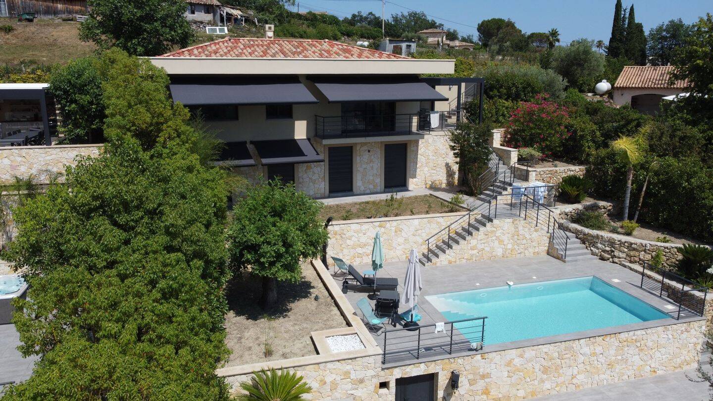 Maison 4 pièces 162 m² · à Tourrettes-sur-Loup · 162 m² · 1 290 000 €