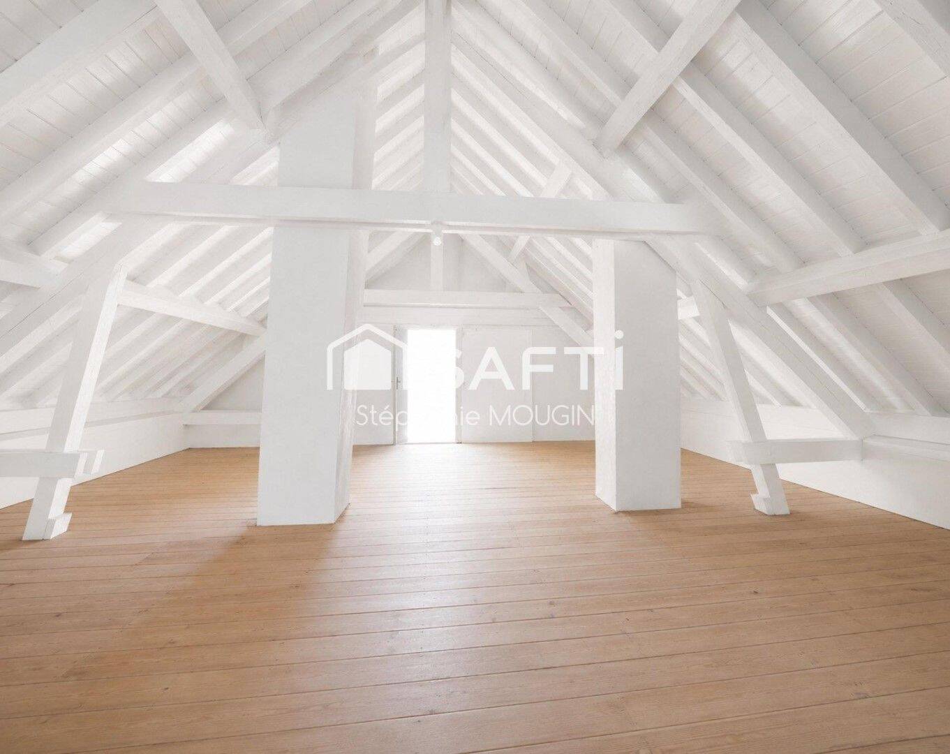 Appartement 6 pièces 150 m² · à Maîche · 150 m² · 138 000 €