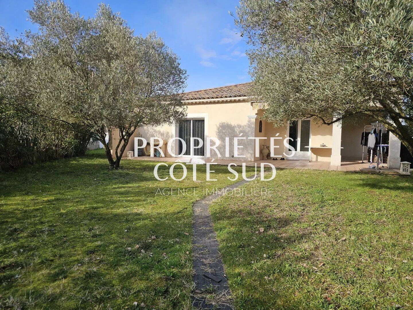 Maison 5 pièces 134 m² · à Saint-Victor-la-Coste · 134 m² · 340 000 €