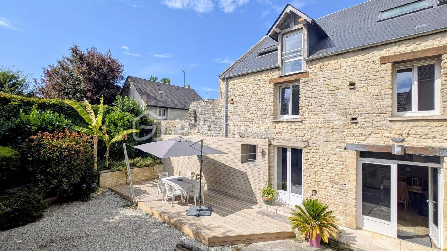 Maison 6 pièces 155 m² · à Luc-sur-Mer · 155 m² · 668 000 €